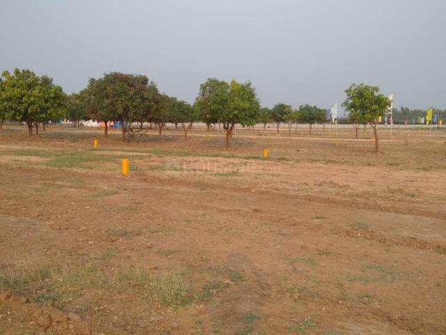 Residential Plot in Narayankhed for resale Sangareddy. The reference number is 20647276