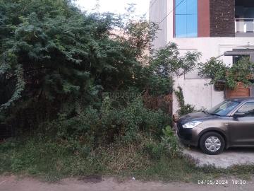 Residential Plot in Narendra Nagar for resale Nagpur. The reference number is 18633222