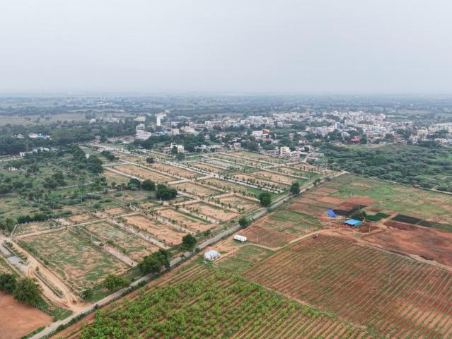 Residential Plot in Narsapur for resale Hyderabad. The reference number is 20801577