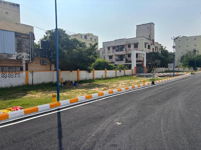 Residential Plot in Navalur for resale Chennai. The reference number is 19824937