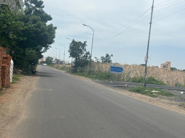 Residential Plot in Navalur for resale Chennai. The reference number is 21119021
