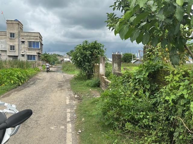 Residential Plot in Nayabad for resale Kolkata. The reference number is 20869352