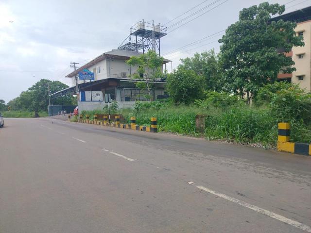 Residential Plot in Nedumbassery for resale Aluva. The reference number is 20346220