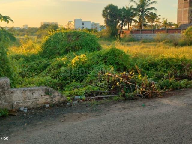 Residential Plot in Neelankarai for resale Chennai. The reference number is 19212422