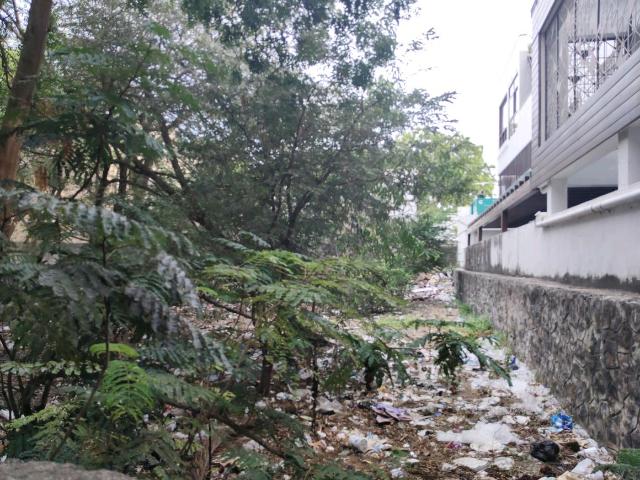 Residential Plot in Neelankarai for resale Chennai. The reference number is 19951270