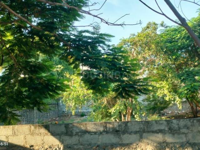 Residential Plot in Neelankarai for resale Chennai. The reference number is 19951450