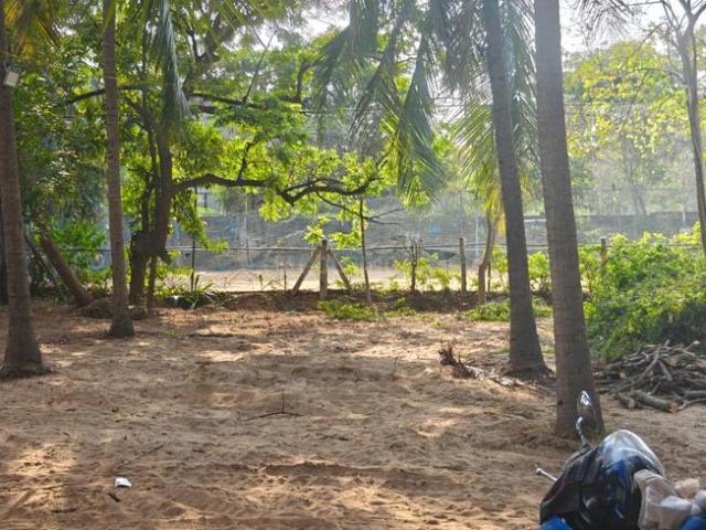 Residential Plot in Neelankarai for resale Chennai. The reference number is 19959262
