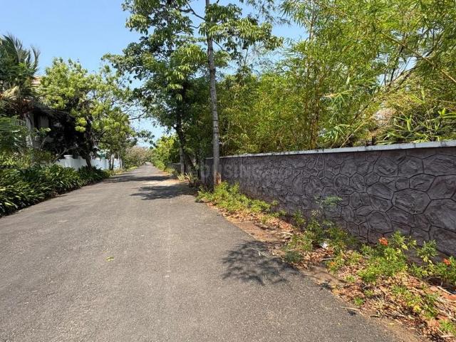 Residential Plot in Neelankarai for resale Chennai. The reference number is 20242425