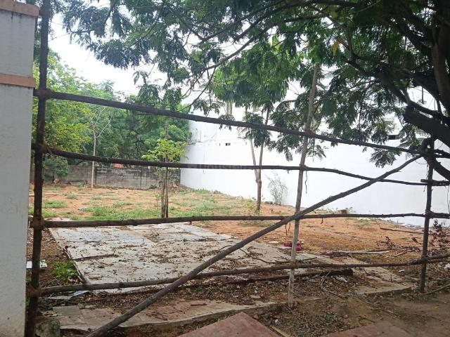 Residential Plot in Neelankarai for resale Chennai. The reference number is 20625196