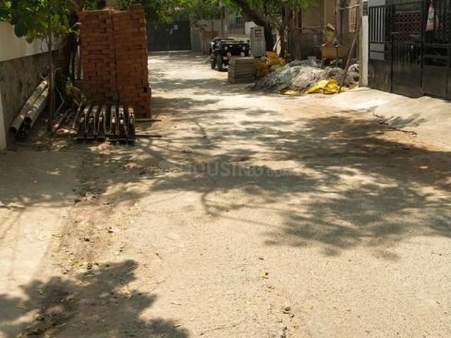 Residential Plot in Neelankarai for resale Chennai. The reference number is 20848624