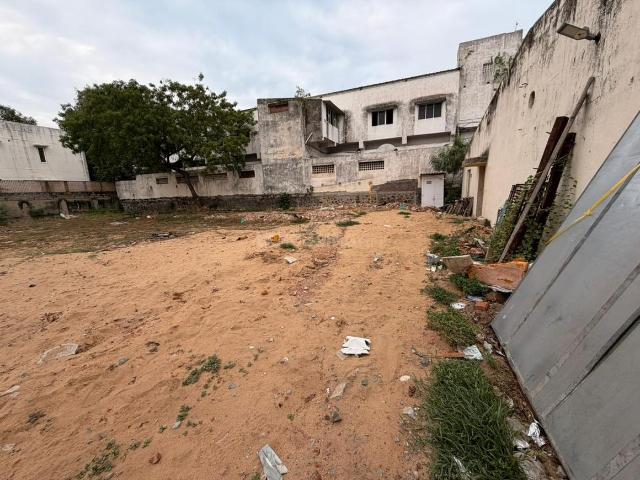 Residential Plot in Neelankarai for resale Chennai. The reference number is 20805447