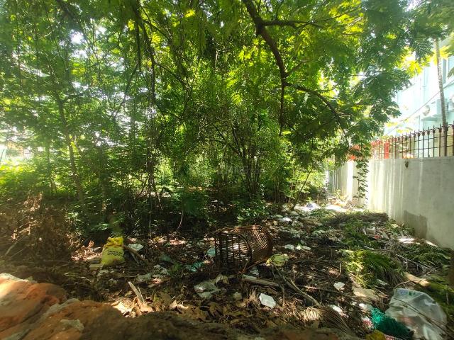 Residential Plot in Neelankarai for resale Chennai. The reference number is 21009856