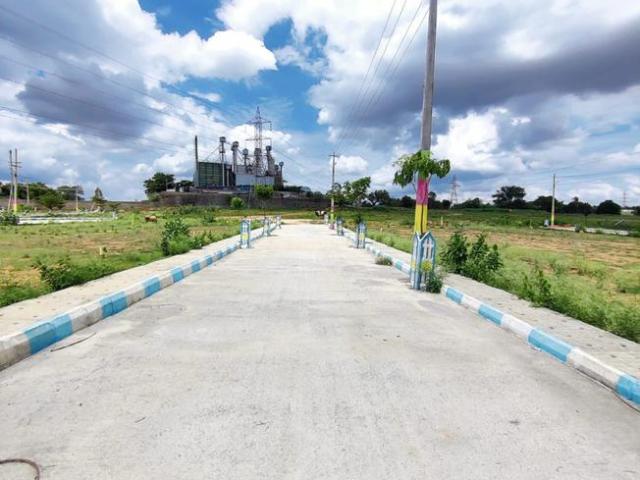 Residential Plot in Nelamangala for resale Bengaluru. The reference number is 20546884