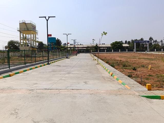 Residential Plot in Nelamangala for resale Bengaluru. The reference number is 20810470