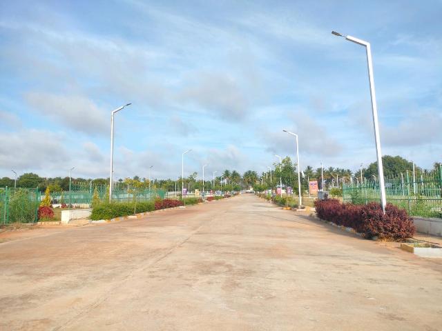 Residential Plot in Nelamangala for resale Bengaluru. The reference number is 21135402