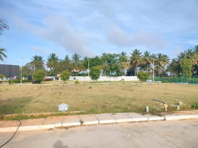 Residential Plot in Nelamangala for resale Bengaluru. The reference number is 21135821