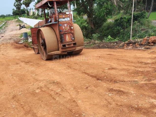 Residential Plot in Nepalle for resale Vijayawada. The reference number is 21065041