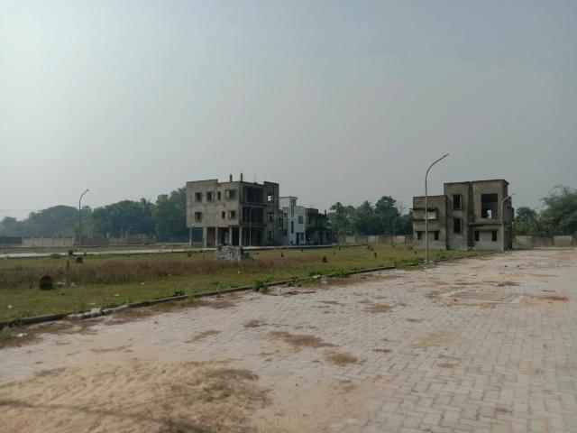 Residential Plot in New Town for resale Kolkata. The reference number is 18900951