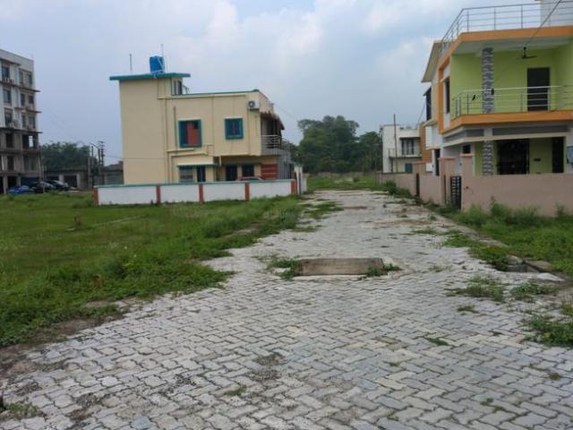 Residential Plot in New Town for resale Kolkata. The reference number is 20592870