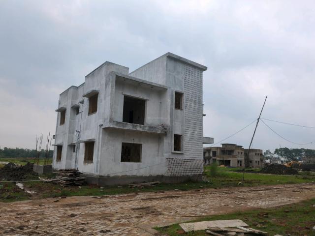 Residential Plot in New Town for resale Kolkata. The reference number is 20593080