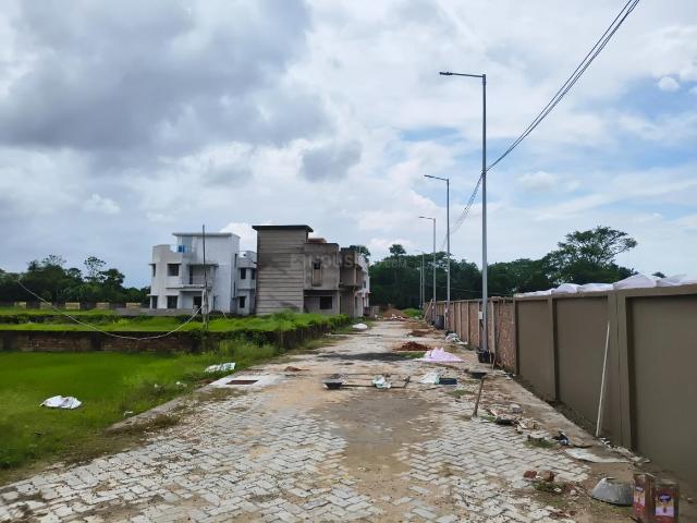 Residential Plot in New Town for resale Kolkata. The reference number is 20825532