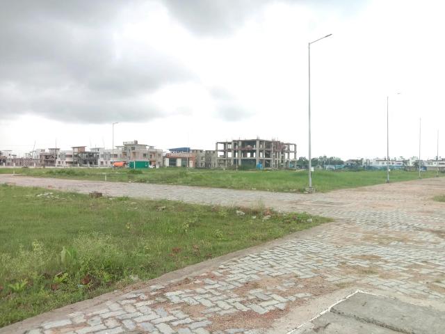 Residential Plot in New Town for resale Kolkata. The reference number is 20979467
