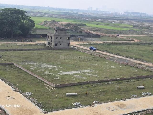 Residential Plot in New Town for resale Kolkata. The reference number is 20905961