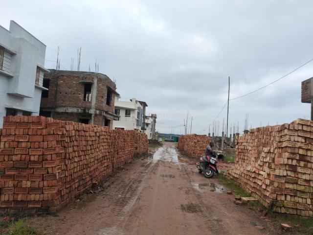 Residential Plot in New Town for resale Kolkata. The reference number is 20926261