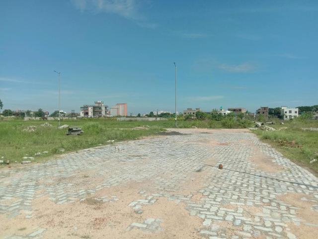 Residential Plot in New Town for resale Kolkata. The reference number is 21155854