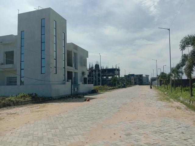 Residential Plot in New Town for resale Kolkata. The reference number is 21155878
