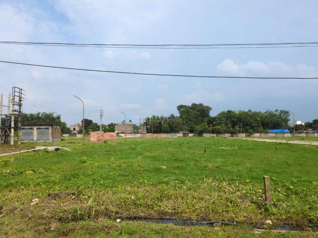 Residential Plot in New Town for resale Kolkata. The reference number is 21171016