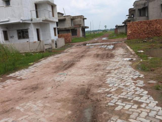 Residential Plot in New Town for resale Kolkata. The reference number is 21171237
