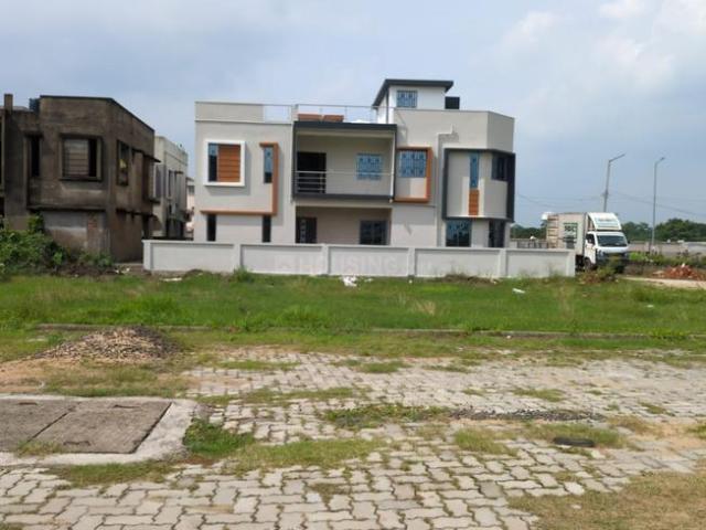 Residential Plot in New Town for resale Kolkata. The reference number is 21171317