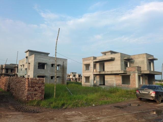 Residential Plot in New Town for resale Kolkata. The reference number is 21268349
