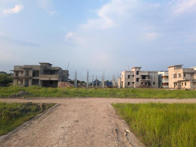 Residential Plot in New Town for resale Kolkata. The reference number is 21268332