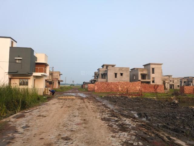 Residential Plot in New Town for resale Kolkata. The reference number is 21396152