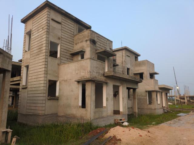 Residential Plot in New Town for resale Kolkata. The reference number is 21396161