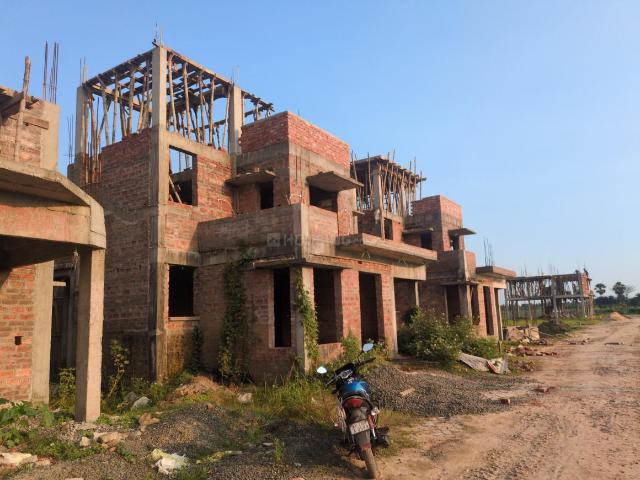 Residential Plot in New Town for resale Kolkata. The reference number is 21396171