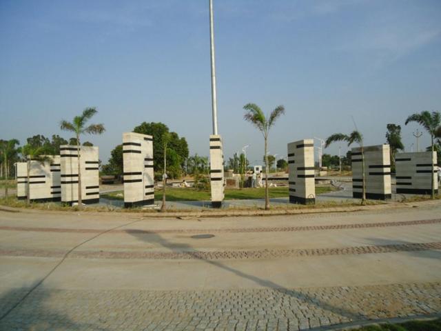 Residential Plot in New Chandigarh for resale Chandigarh. The reference number is 18440037