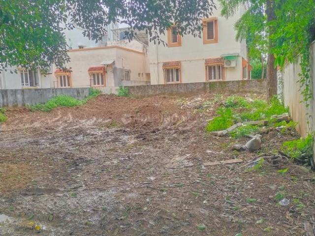 Residential Plot in New Gotri for resale Vadodara. The reference number is 18126558