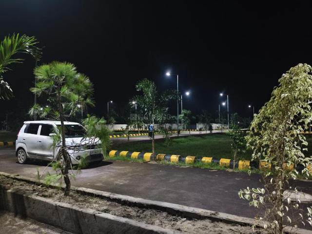 Residential Plot in New Jail Road for resale Lucknow. The reference number is 21364414