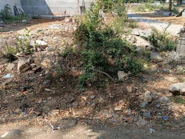 Residential Plot in New Manjalpur for resale Vadodara. The reference number is 19970863