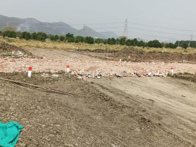 Residential Plot in Nidumukkala for resale Guntur. The reference number is 19781185