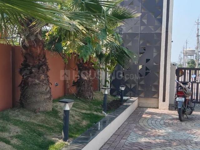 Residential Plot in Nipania for resale Indore. The reference number is 14296472