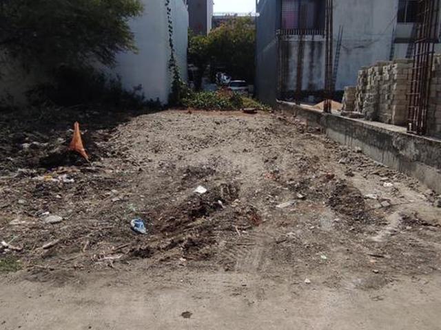 Residential Plot in Nipania for resale Indore. The reference number is 16515616