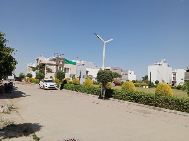 Residential Plot in Nipania for resale Indore. The reference number is 16704794