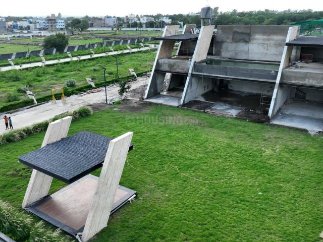 Residential Plot in Nipania for resale Indore. The reference number is 18713958