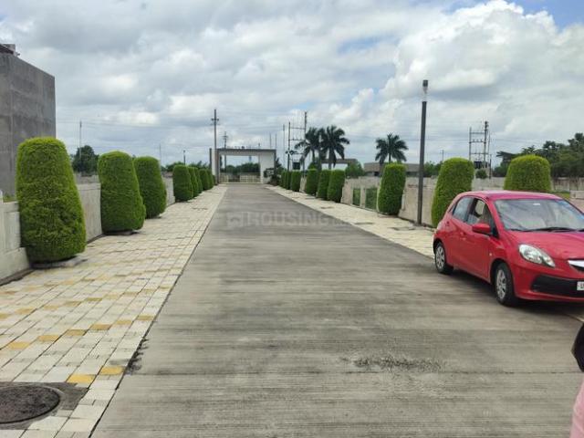 Residential Plot in Nipania for resale Indore. The reference number is 18304121