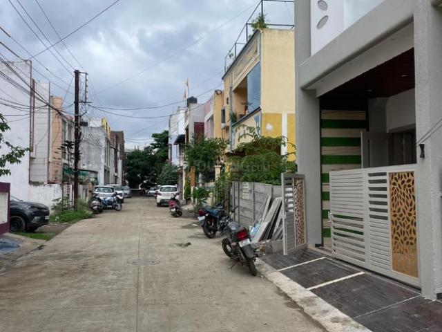 Residential Plot in Nipania for resale Indore. The reference number is 20661444