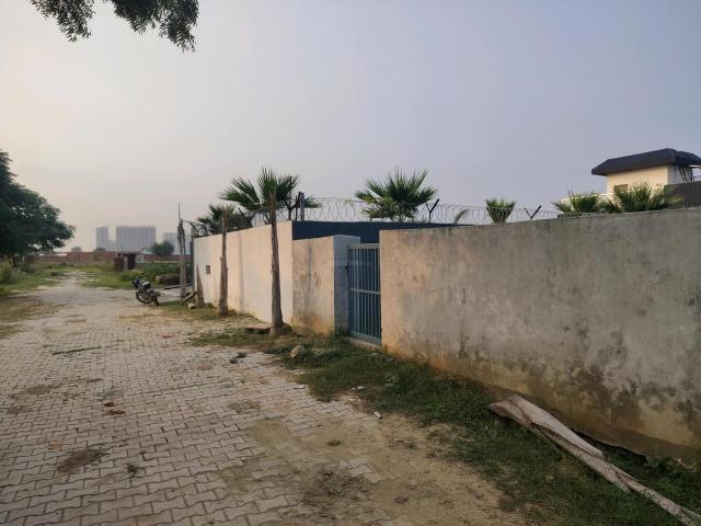 Residential Plot in Noida Extension for resale Greater Noida. The reference number is 21121417